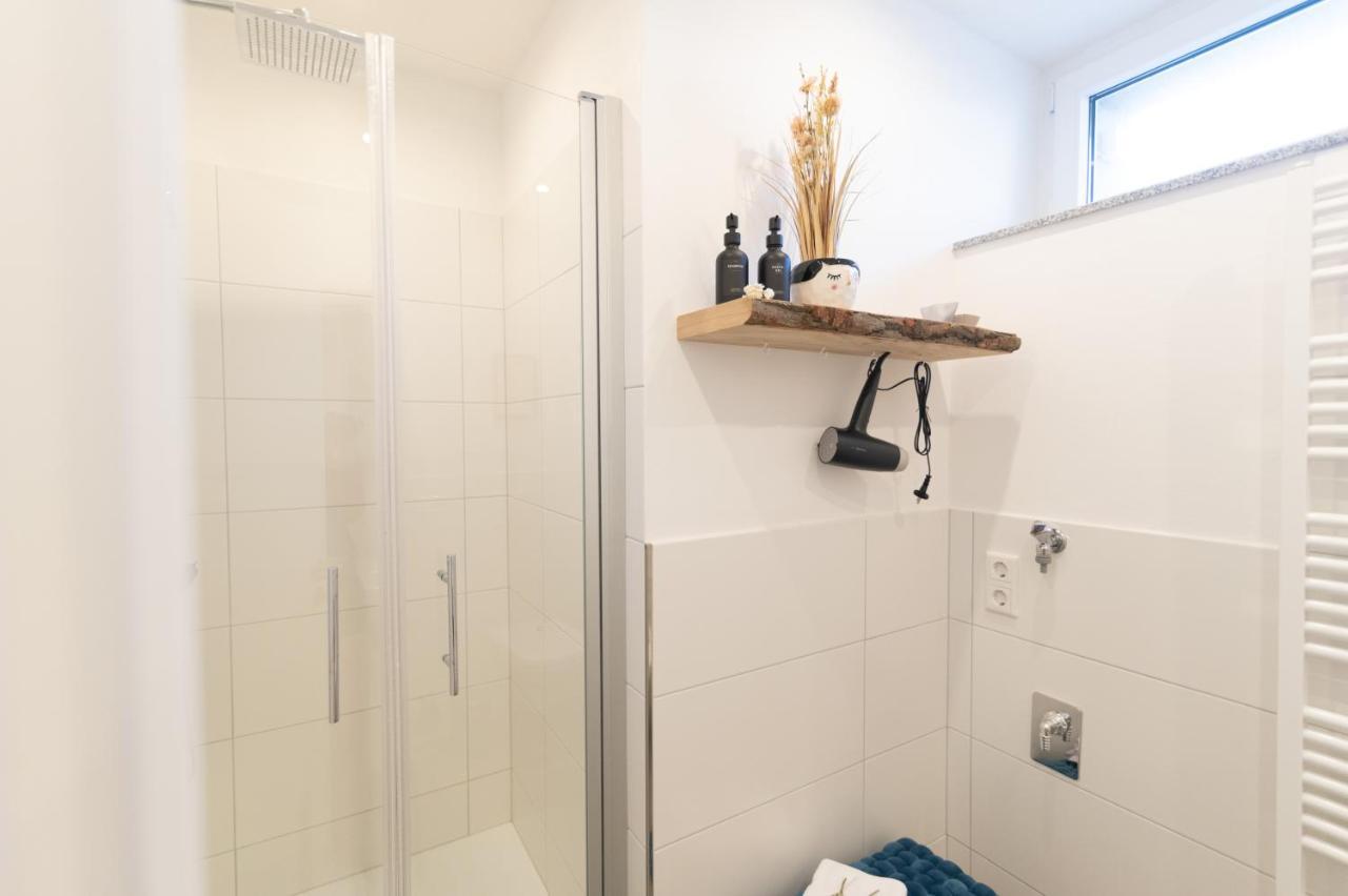 Apartment Peter - Mit Eigenem Eingang I 30qm I Zentrale Lage I Bad I Kueche I Terrasse I Tv *